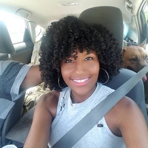 Meet your Posher, Karina